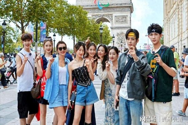 红领金服 《花少7》还未结束，《花少6》小团体明显再上热搜，被称：不体面